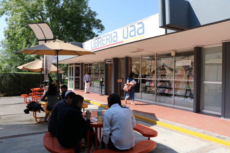 Feria del Libro reporta ventas de 1,200 ejemplares