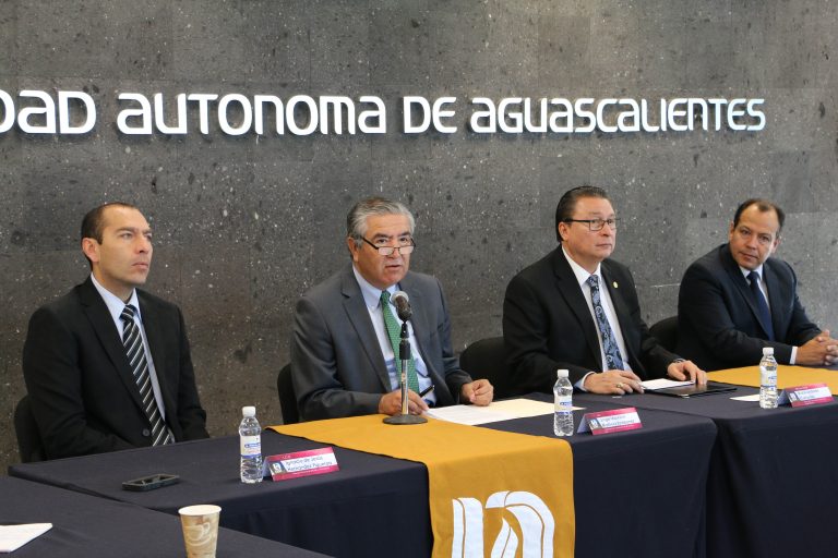 UAA entregará reconocimientos a egresados destacados