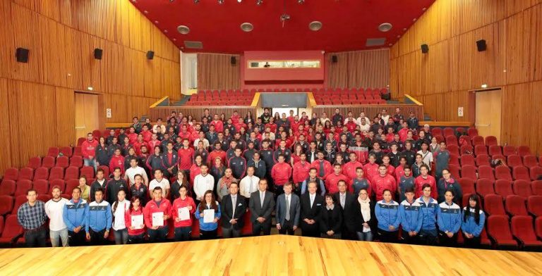 Estudiantes de la UAA recibieron certificación del SCCED como entrenadores deportivos
