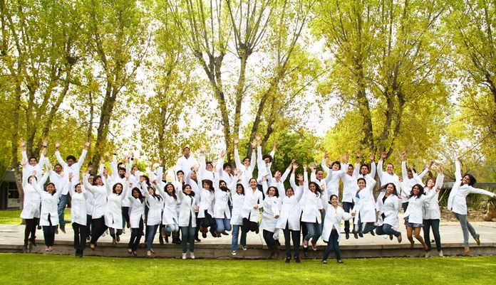 Egresado obtiene primer lugar en residencias médicas