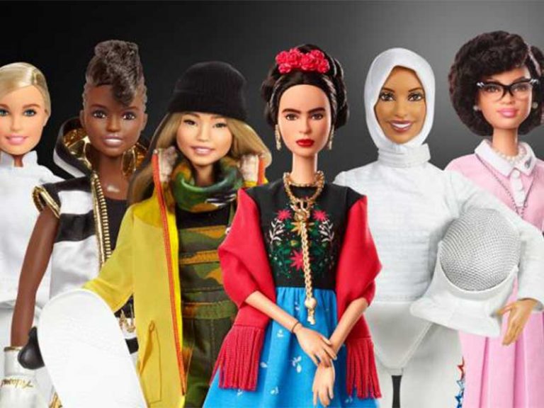 ¿DÓNDE QUEDÓ LA BARBIE FRIDA KAHLO?